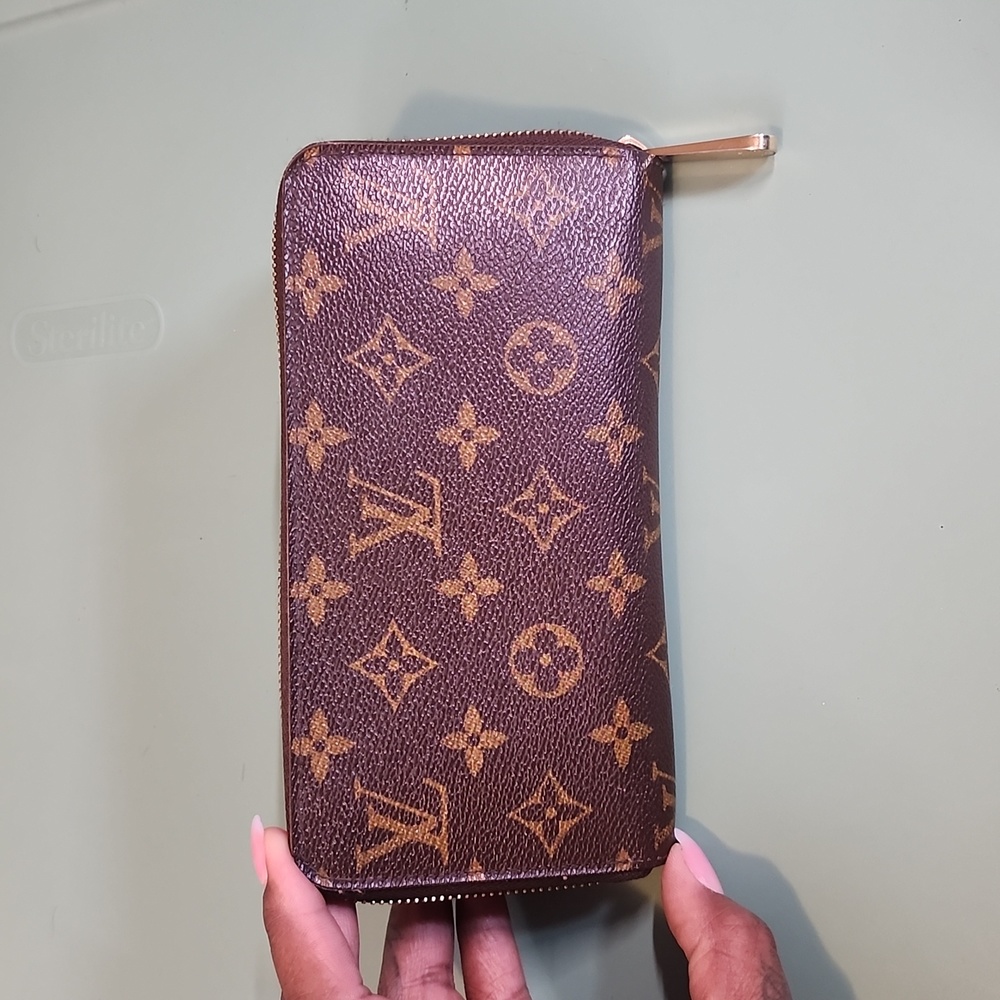 Louis Vuitton Wallet